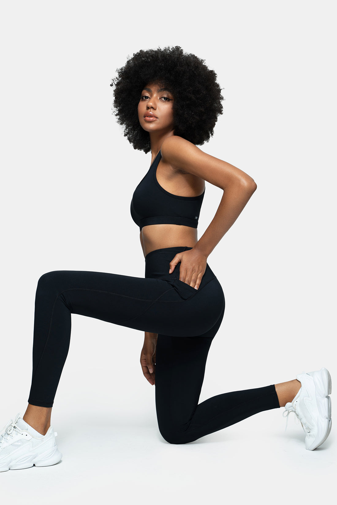 Performance High-Rise Leggings with Contoured Lines