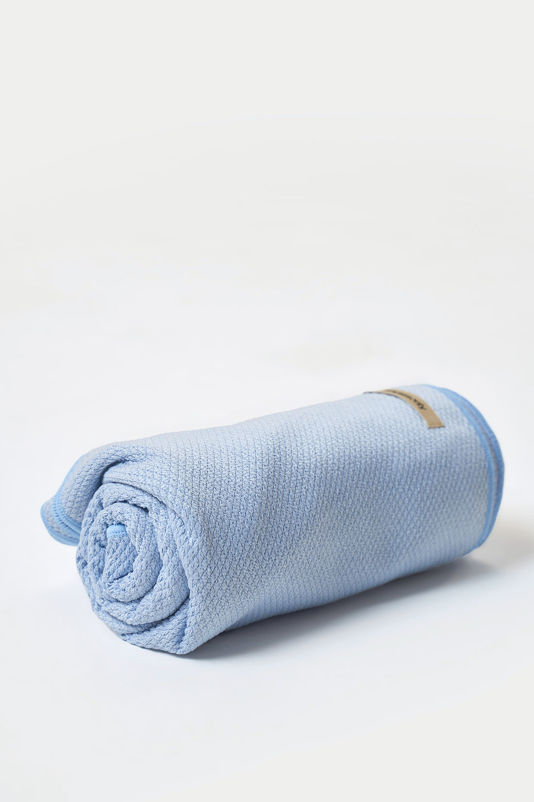Grounded No-Slip Towel
